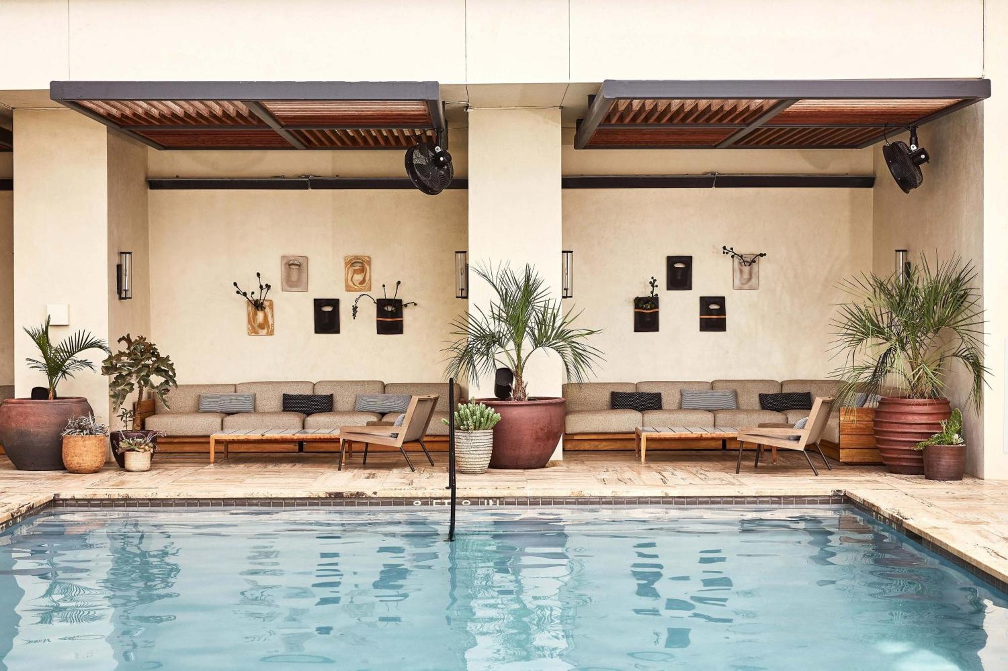 Austin Proper Hotel, A Member Of Design Hotels Exterior photo